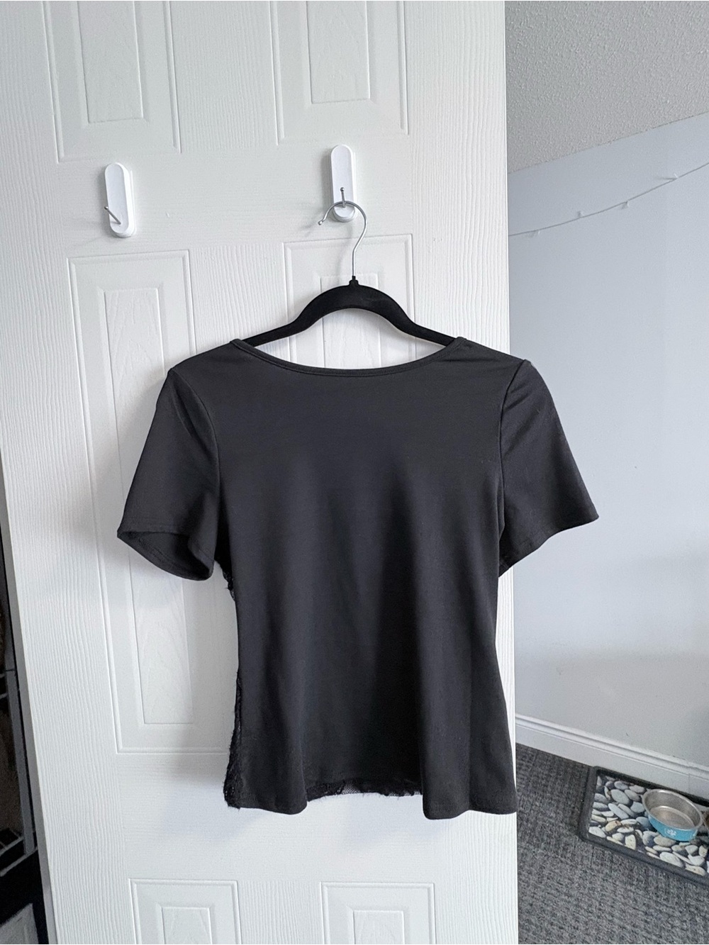 Lace open back- Black Women's Short Sleeve Top